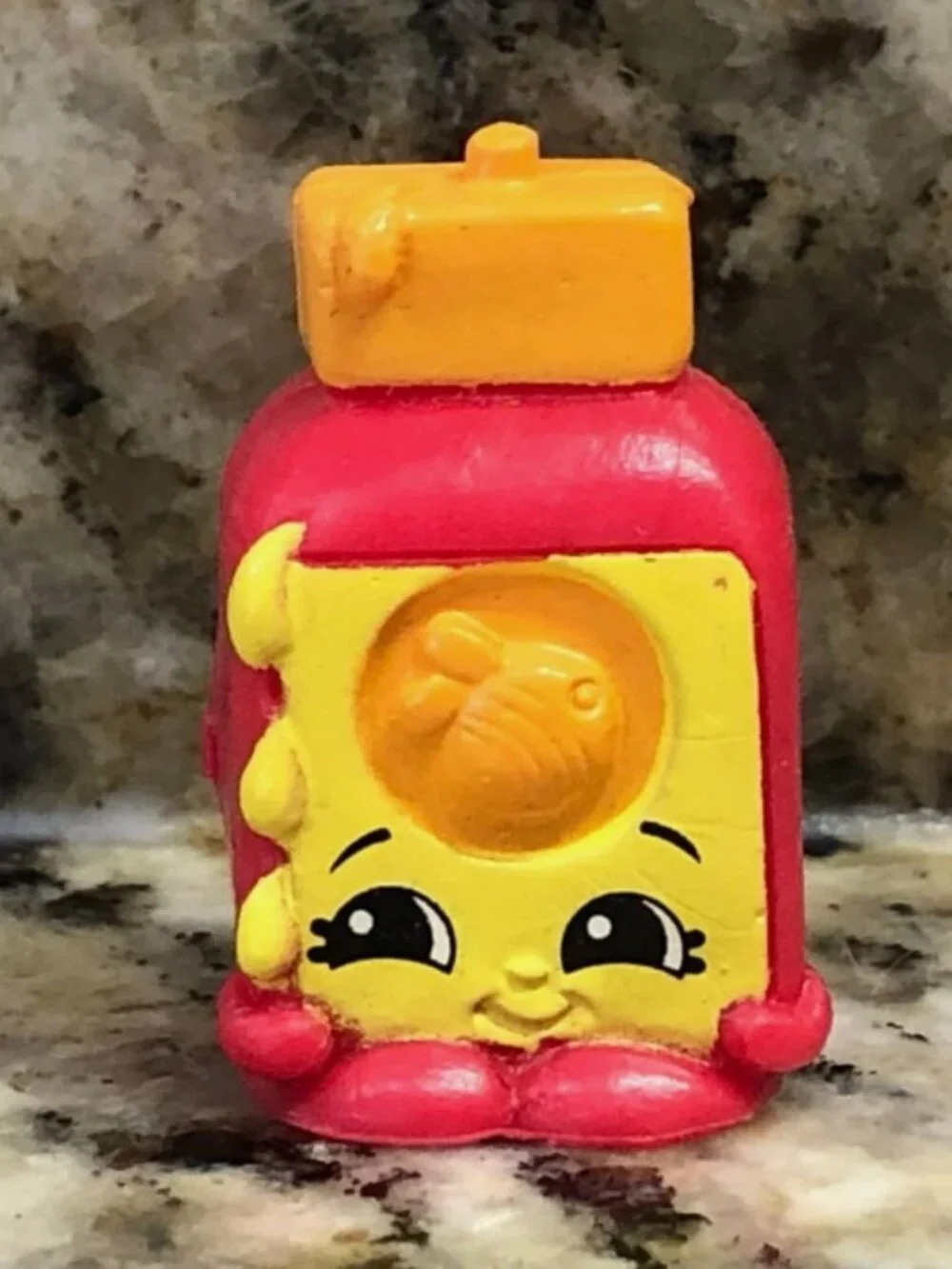 Season 6- Bakery Runny Honey Shopkins